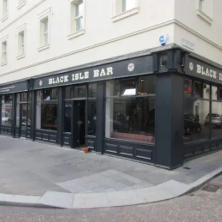Black Isle Bar & Rooms-3